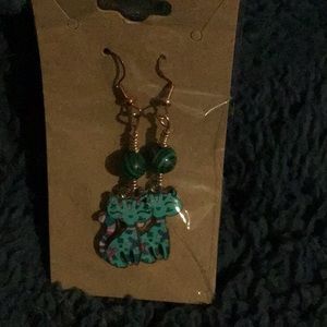 Beautiful handmade cat dangling earrings with stones